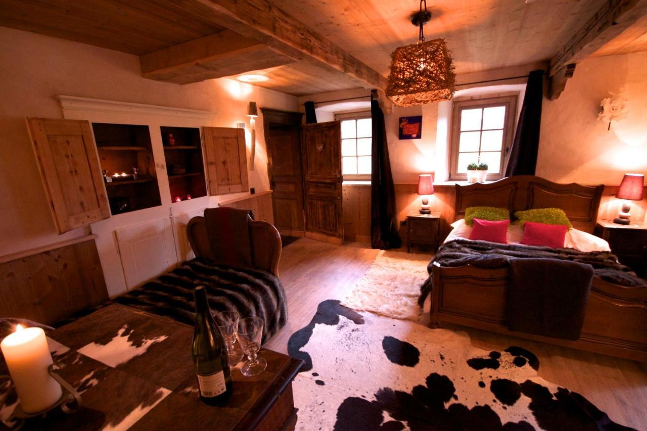 La Ferme Du Lac Vert มงทริองด์ ภายนอก รูปภาพ