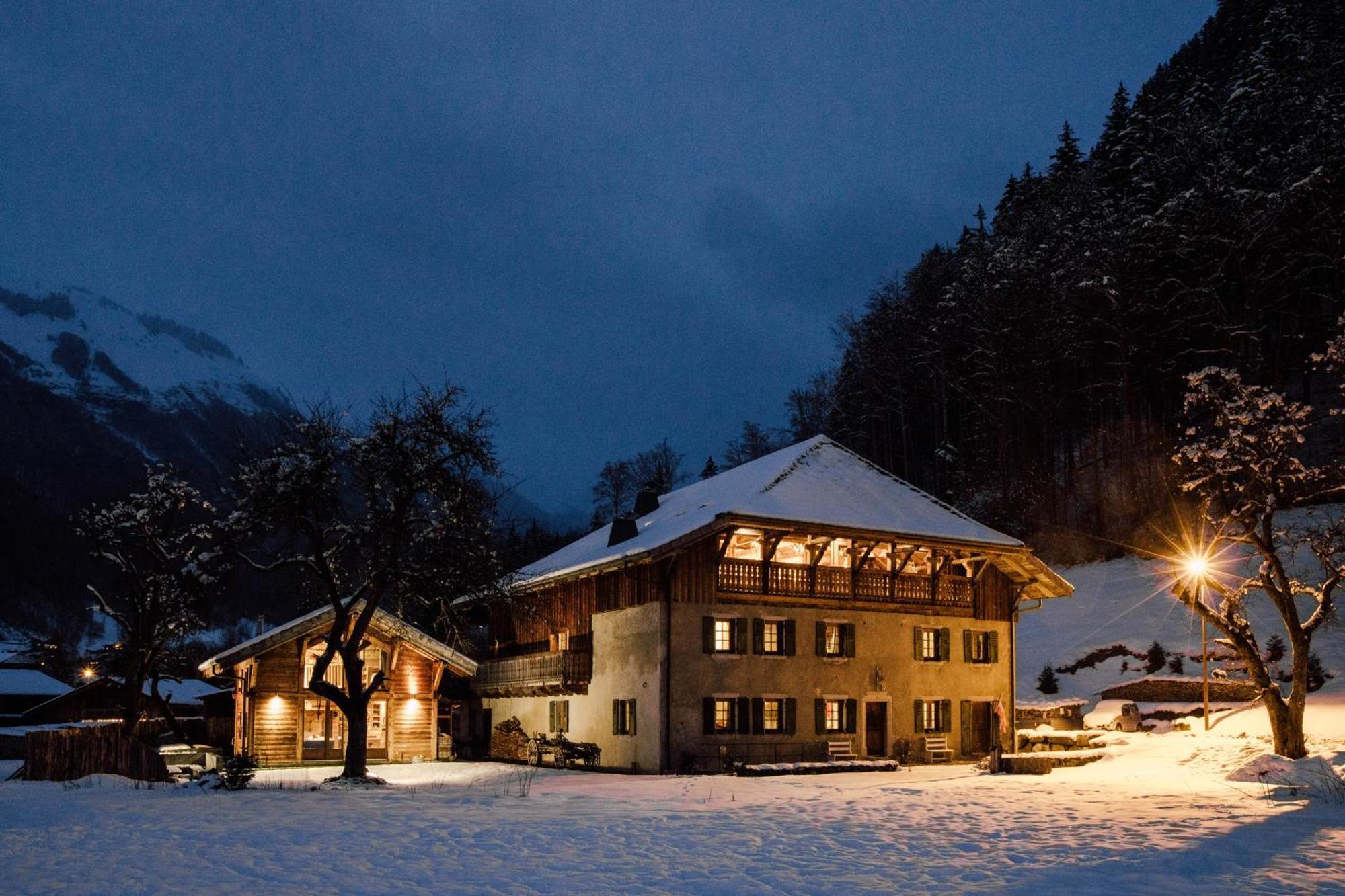 La Ferme Du Lac Vert มงทริองด์ ภายนอก รูปภาพ